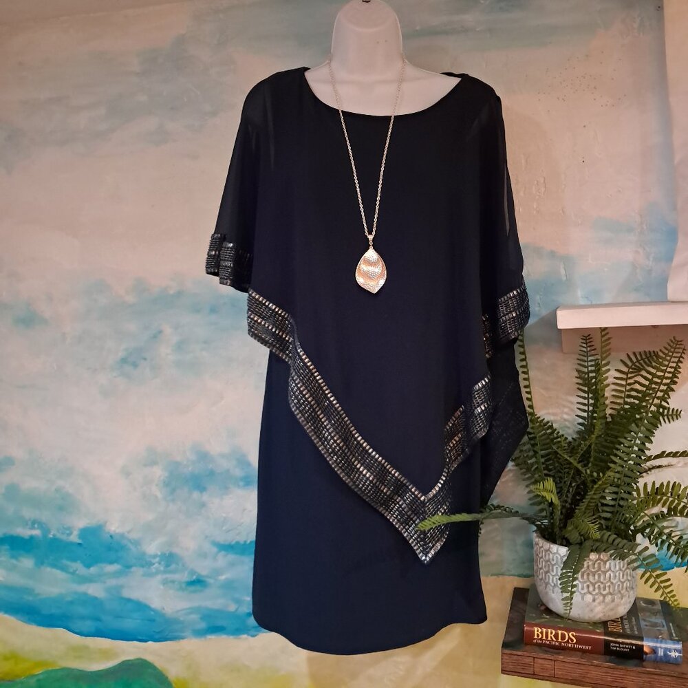S.L.N.Y. size M navy blue flowy layered dress, excellent condition